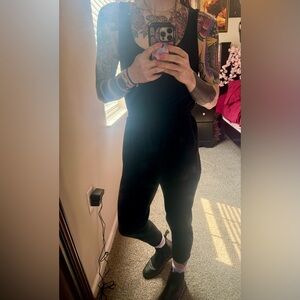 Foxblood Black Sleeveless Jumper